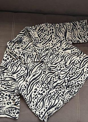 Віскозна простора сорочка з геометричним абстрактним принтом📐