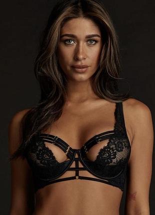 Бюст від hunkemoller