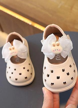Туфельки немовлятам 18 р- 13 см