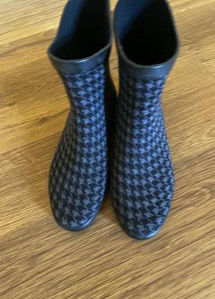 Резиновие сапожки