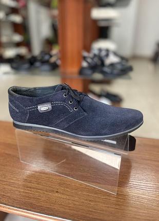 Красиве взуття нове