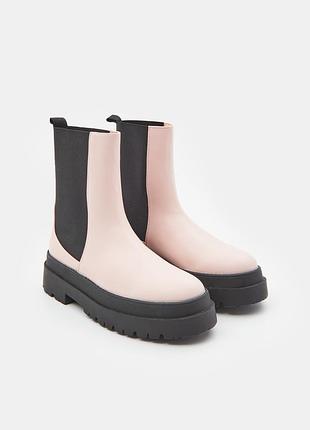 Chelsea boots sinsay 0760h-03x сапоги челси синсей нюдовые на платформе