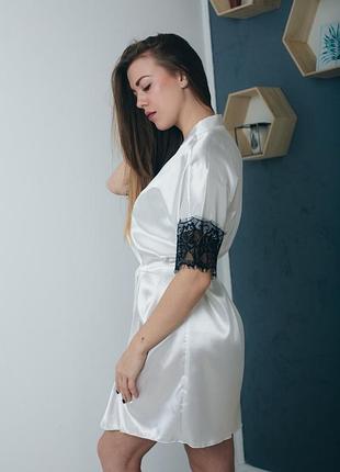 Халатик атласний
