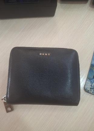 Шкіряний кошильок