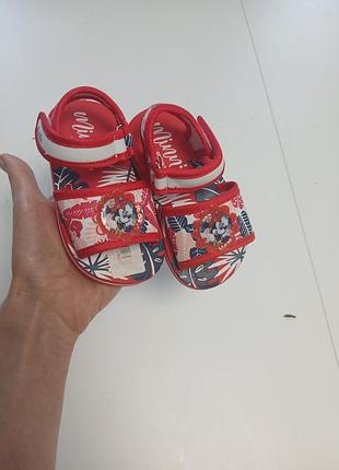 Удобные босаножки, легкие, на пенке!