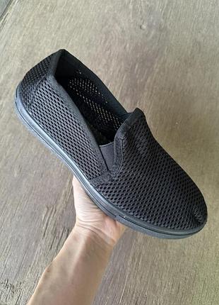 Новые мужские мокасины в сетку