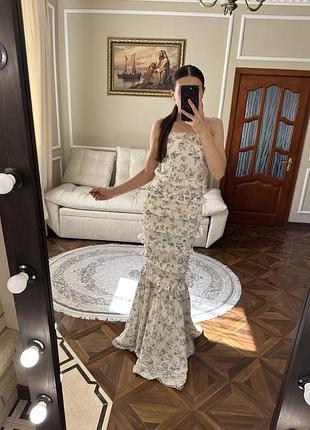 Сукня жіноча boohoo максі в квітковий принт з рюшами вечірня випускна