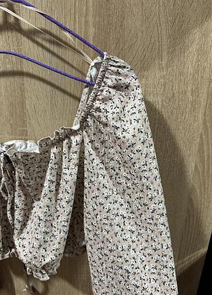 Блузка вкорочена