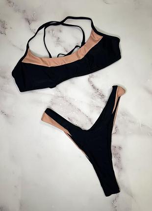 Чёрный купальник с бежевым бандо с чашками завышенные высокие бразилиана