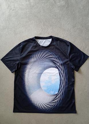 Футболка с принтом бесконечность.