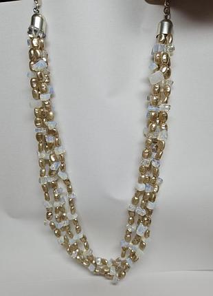 Прикраса на шию