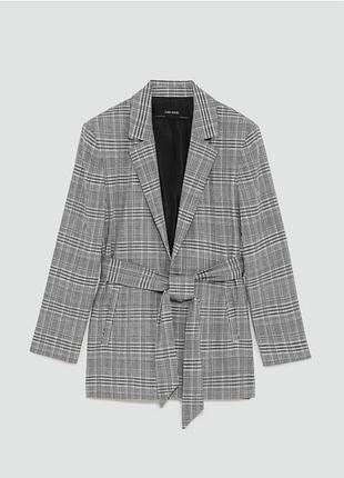 Жіночий піджак в клітинку zara з поясом