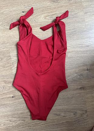 Купальник xs суцільний червоний