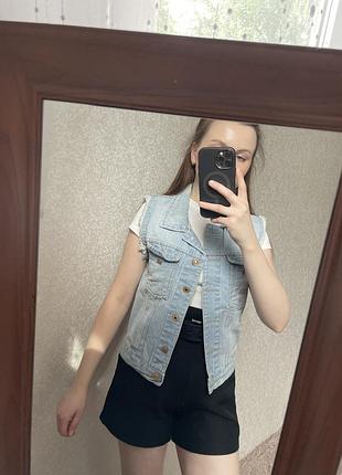Желет джинсовий 3