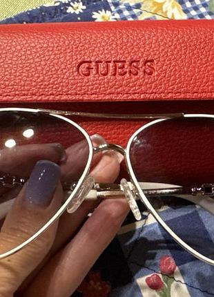 Guess окуляри