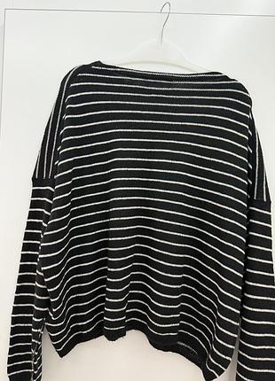 Стильний светр з мохером 2