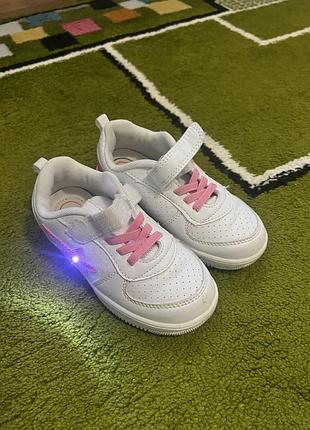 Кросівки дівчачі 2