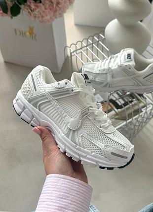 Жіночі кросівки nike zoom vomero 5 white