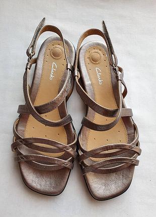 Босоніжки clarks р39