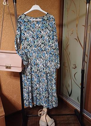 Платье в цветочки