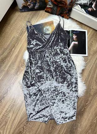 Платье большого размера