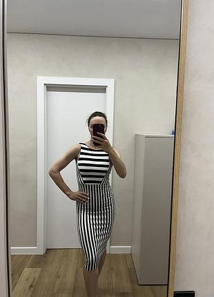 Сукня жіноча