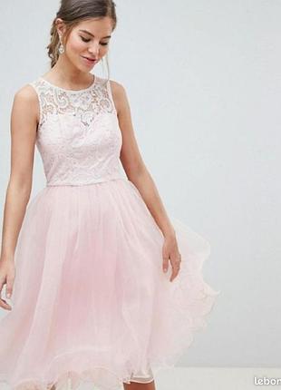 Нарядна пишна сукня від chi chi