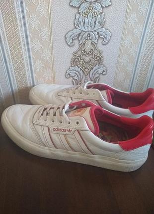 Чоловічі шкіряні кросівки adidas