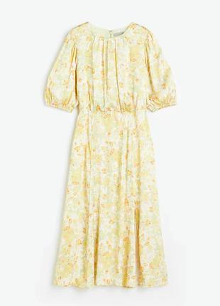 Ніжна сукня плаття  міді у квітковий принт h&m