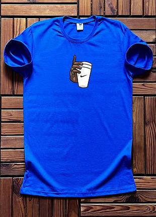 Базовая летняя футболка