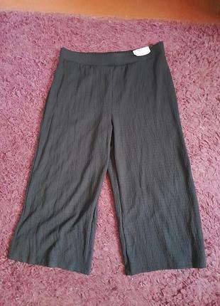 Новые укороченные брючки кюлоты размер16, рызинки