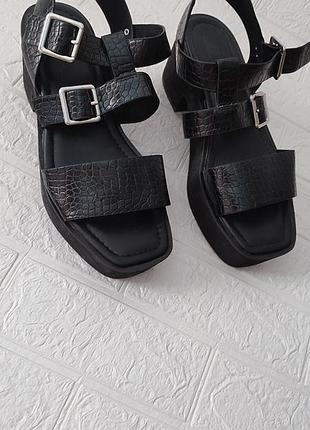 Босоніжки 42р asos