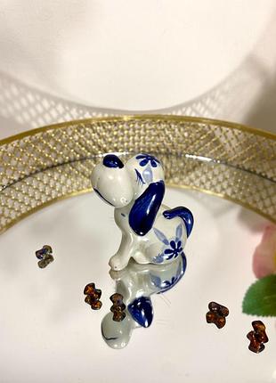 Винтаж винтажная керамическая фигурка песика "delft” blue bells.