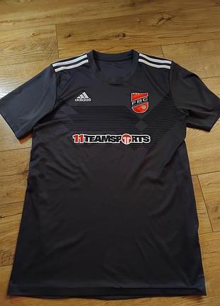 Футболка adidas