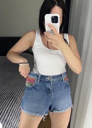 Джинсові шорти якісні з вишивкою 12 розмір