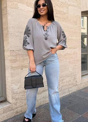 Блуза с орнаментом