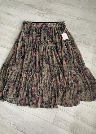 Спідниця міді