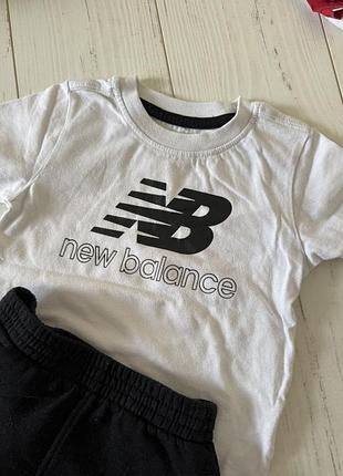 Спортивний костюм new balance