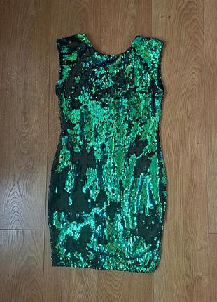 Женское вечернее нарядное платье в пайетках