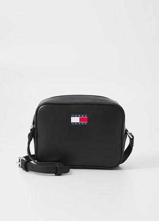 Сумка жіноча чорна tommy hilfiger. оригінал