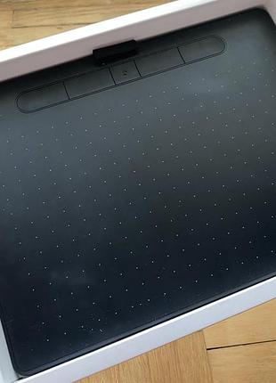 Графічний планшет wacom intuos