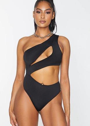 Сексуальний чорний боді з вирізами prettylittlething plt 🛍️1+1=3🛍️