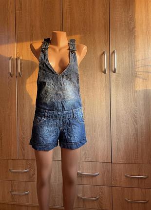 Комбінезон pull & bear розмір s ,джинсовий комбінезон шорти