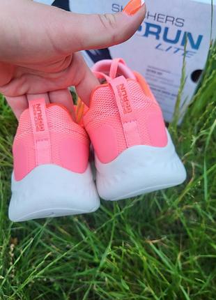 Женские кроссовки для бега skechers оригинал6 фото