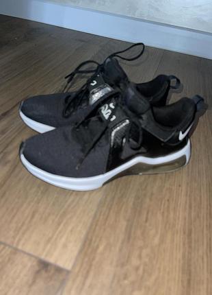 Nike air max bella tr 5  кросівки