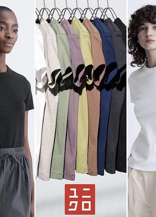 Базова футболка uniqlo біла та чорна. розмір м