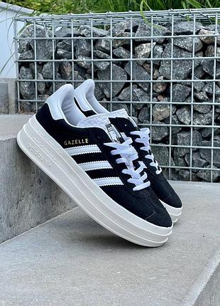 Женские кроссовки adidas gazelle bold black white адидас черного с белым цветами