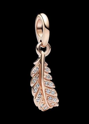 Серебряный шарм пандора "изогнутое перо"