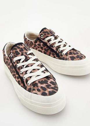 Кеды кроссовки с лео принтом 41 размера