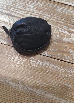 Кожаный футляр для  очков